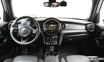 Mini Cooper 2024 2.0 гидро в Москве № 1250742, миниатюра 7