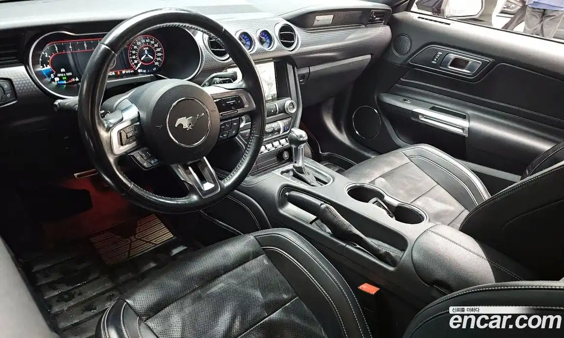 Ford Mustang 2019 2.3 гидро в Москве № 1252738, фото 7