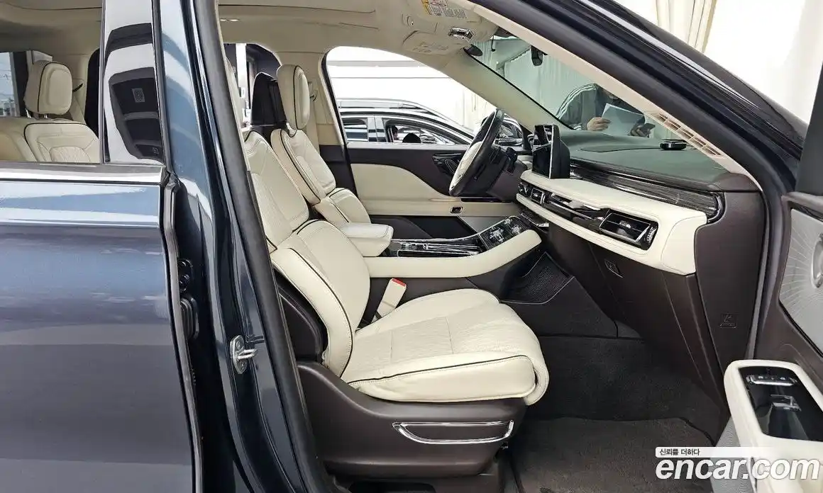 Lincoln Aviator 2020 3.0 гидро в Москве № 1252990, фото 11