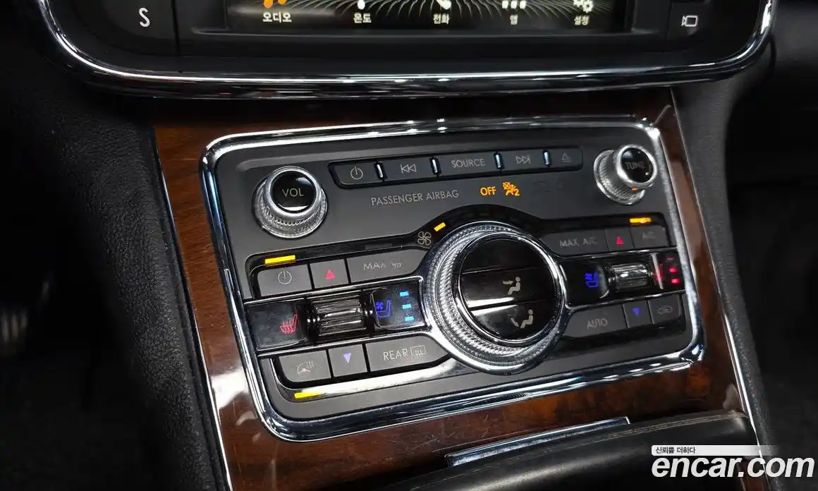 Lincoln Continental 2016 3.0 гидро в Москве № 1253121, фото 15