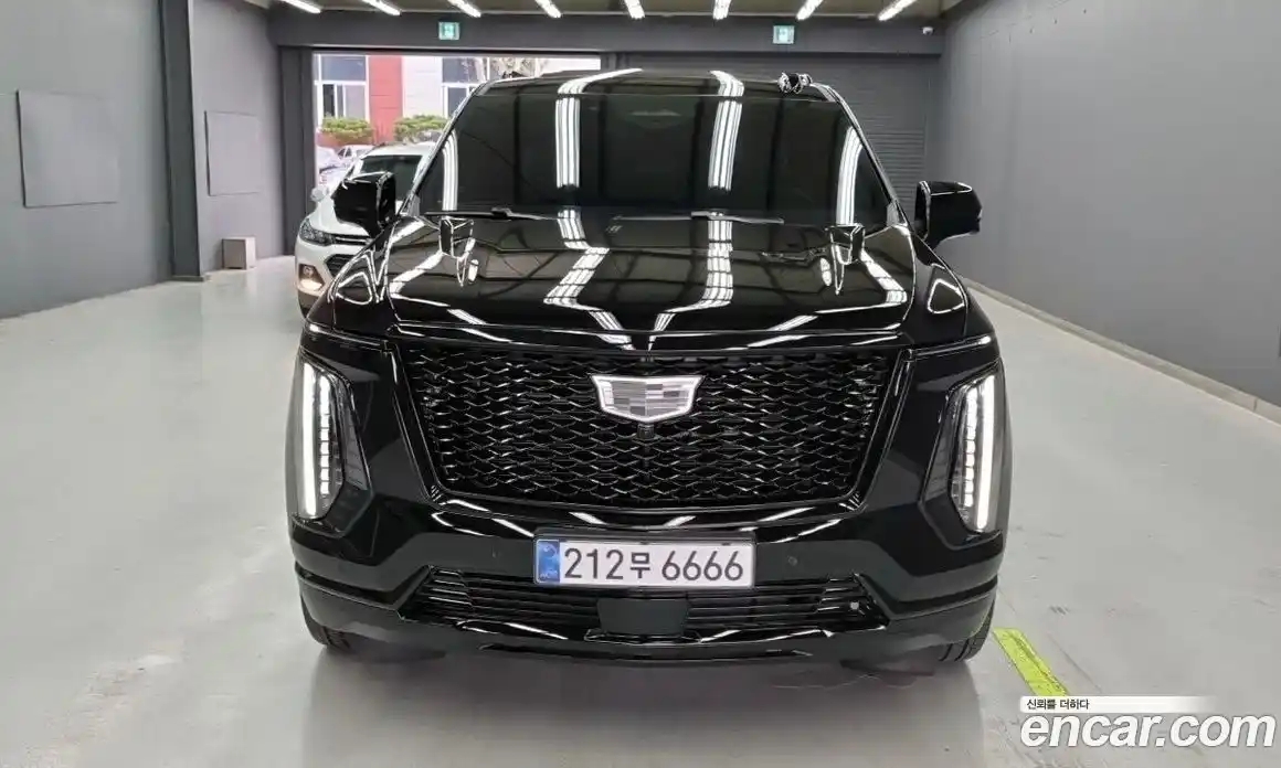 Cadillac Escalade 2025 6.2 гидро в Москве № 1253707, фото 3