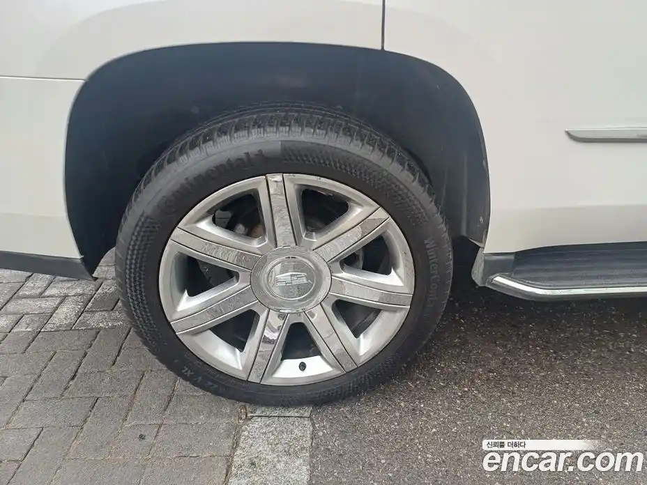 Cadillac Escalade 2017 6.2 гидро в Москве № 1253731, фото 11