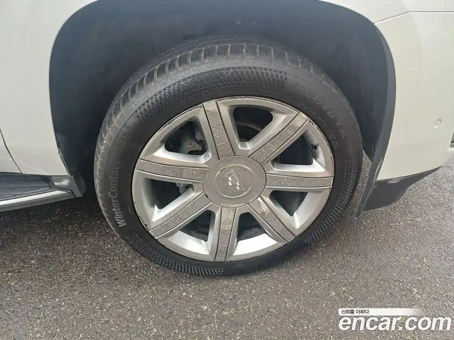 Cadillac Escalade 2017 6.2 гидро в Москве № 1253731, фото 12
