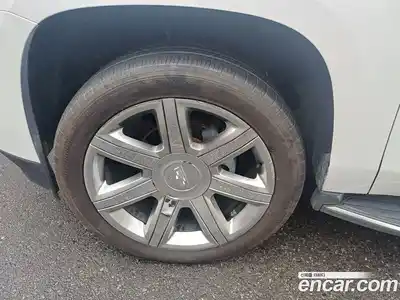 Cadillac Escalade 2017 6.2 гидро в Москве № 1253731, миниатюра 7