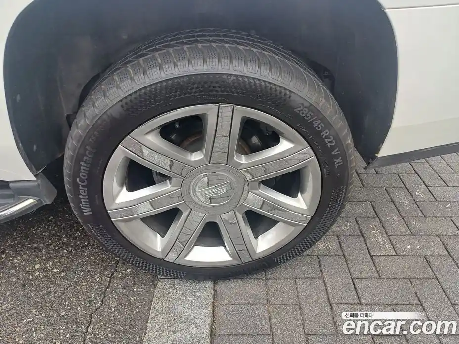 Cadillac Escalade 2017 6.2 гидро в Москве № 1253731, фото 10