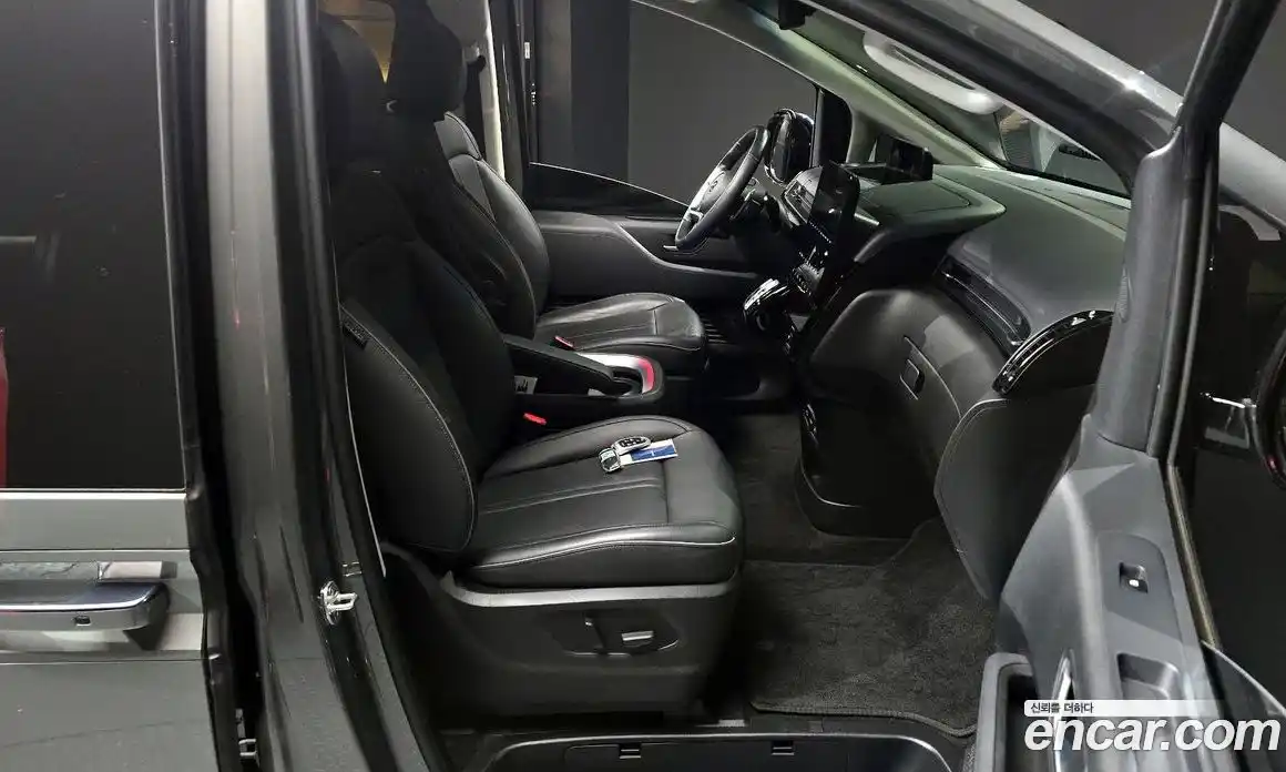 Hyundai Staria 2021 2.2 гидро в Москве № 125908, фото 11