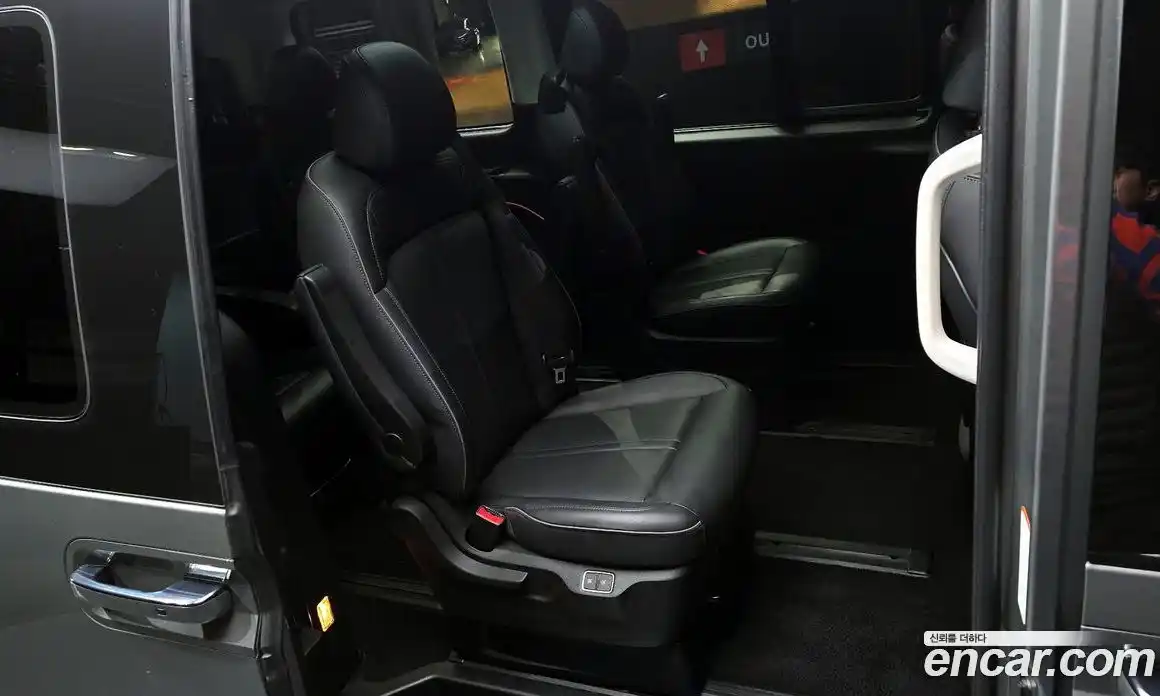 Hyundai Staria 2021 2.2 гидро в Москве № 125908, фото 12