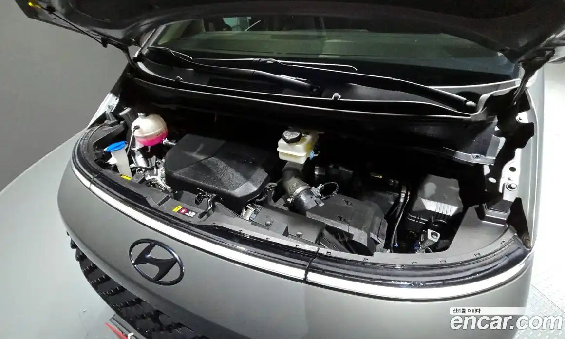 Hyundai Staria 2021 2.2 гидро в Москве № 125908, фото 6