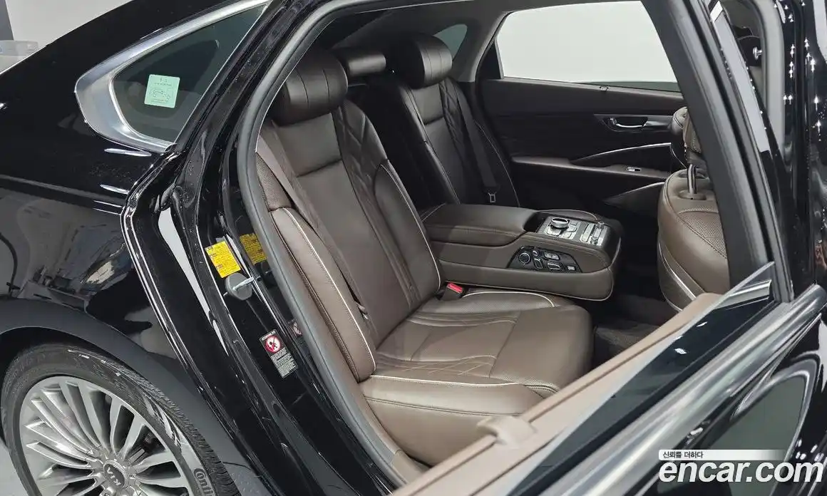 Kia K9 2018 3.8 Автомат в Москве № 1278226, фото 11