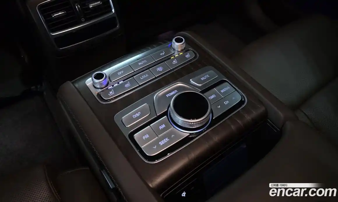 Kia K9 2018 3.8 Автомат в Москве № 1278226, фото 19