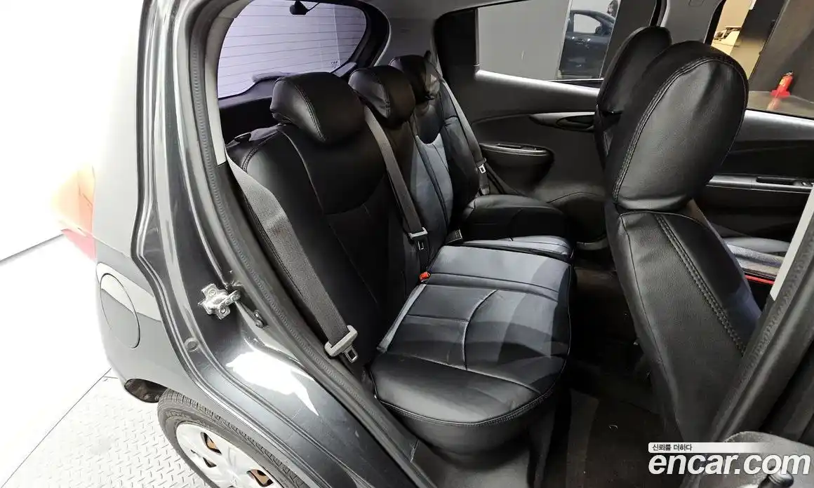 Chevrolet Spark 2017 1.0 гидро в Москве, фото 12