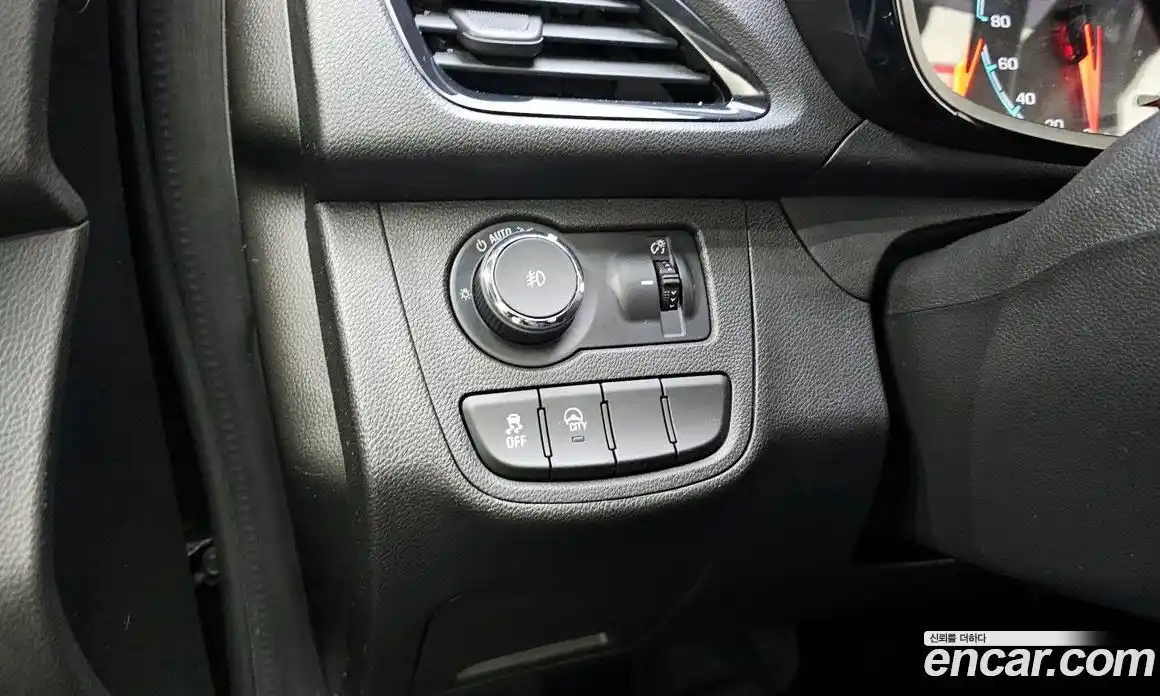 Chevrolet Spark 2017 1.0 гидро в Москве, фото 17