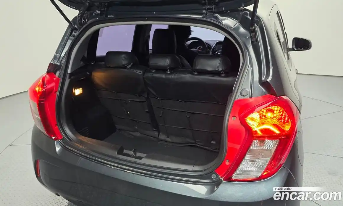 Chevrolet Spark 2017 1.0 гидро в Москве, фото 20