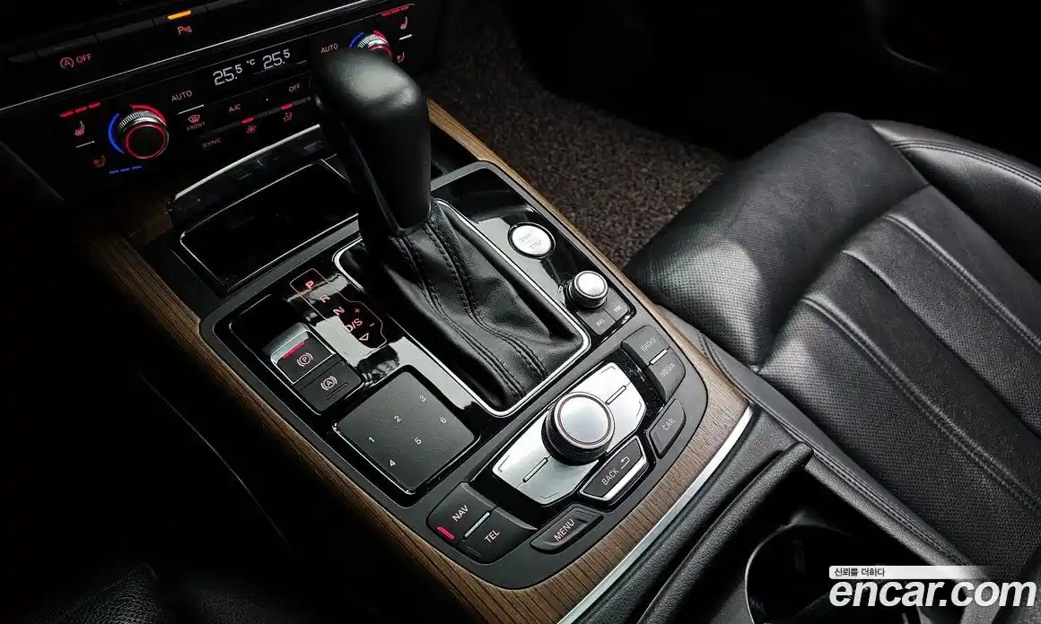 Audi A6 2015 3.0 гидро в Москве № 1280236, фото 9
