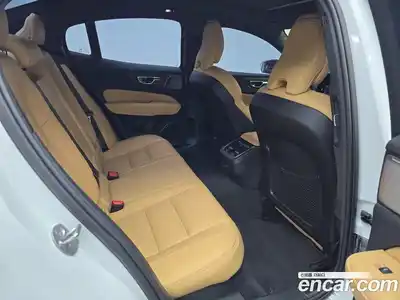 Volvo S60 2023 2.0 гидро в Москве № 1280374, миниатюра 11