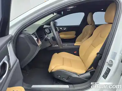 Volvo S60 2023 2.0 гидро в Москве № 1280374, миниатюра 10