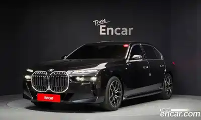 BMW 7-Series, 2025