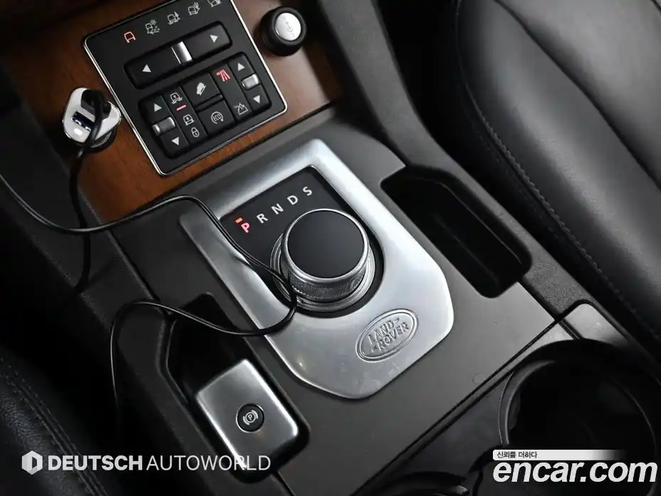 Land Rover Discovery 2015 3.0 гидро в Москве № 1280808, фото 9