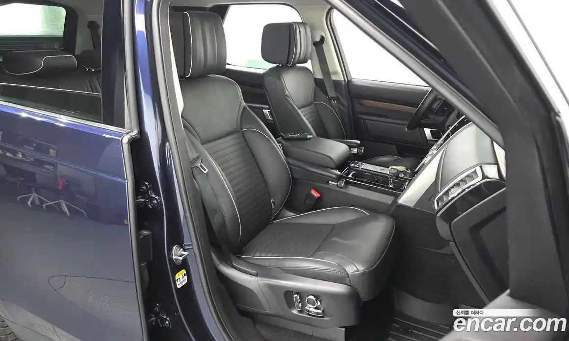 Land Rover Discovery 2017 3.0 гидро в Москве № 1280883, фото 12