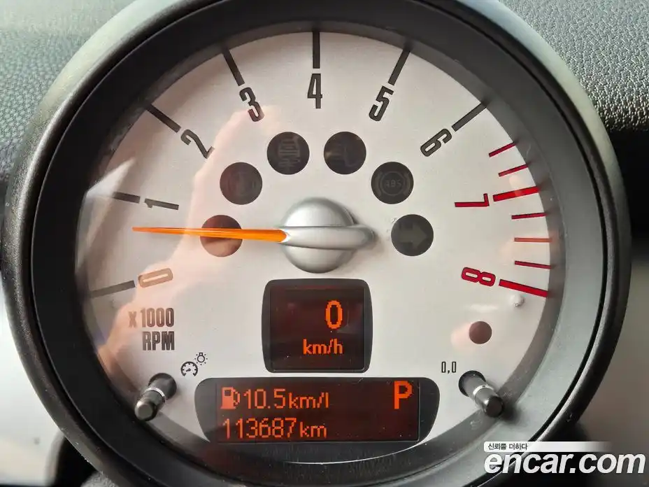 Mini Cooper 2010 1.6 гидро в Москве № 1281303, фото 6