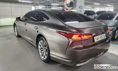 Lexus LS 2018 3.5 гидро в Москве № 1281399, миниатюра 2