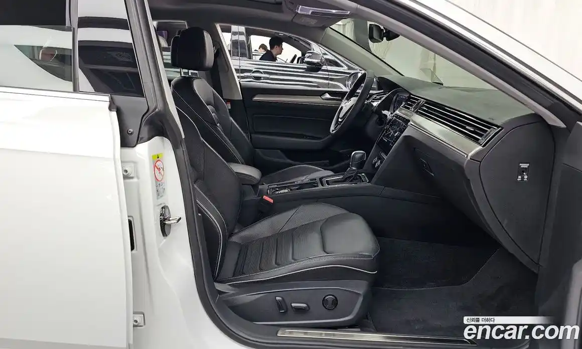 Volkswagen Arteon 2019 2.0 гидро в Москве № 1281519, фото 11