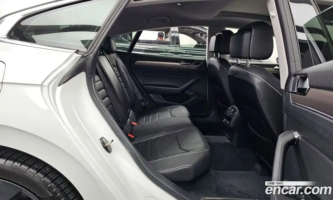Volkswagen Arteon 2019 2.0 гидро в Москве № 1281519, фото 12