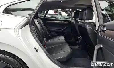 Volkswagen Arteon 2019 2.0 гидро в Москве № 1281519, миниатюра 12