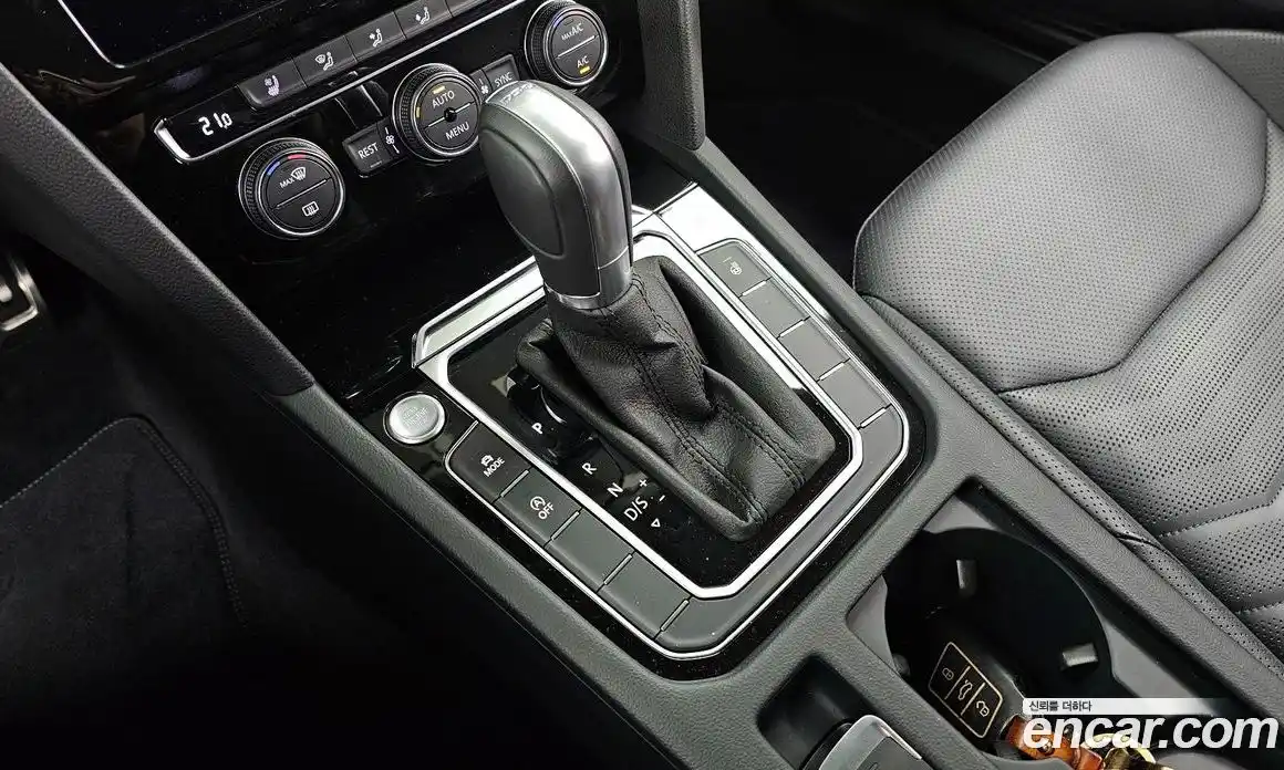 Volkswagen Arteon 2019 2.0 гидро в Москве № 1281519, фото 9