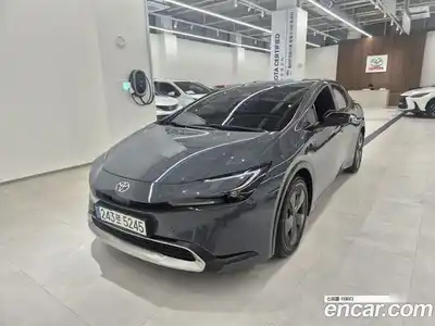Toyota Prius, 2024