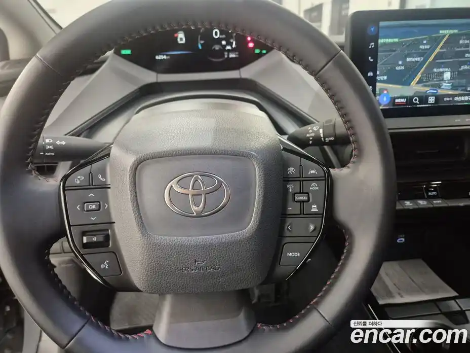 Toyota Prius 2024 2.0 вариатор в Москве № 1282073, фото 13