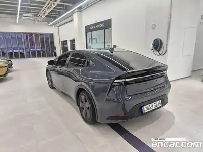 Toyota Prius 2024 2.0 вариатор в Москве № 1282073, миниатюра 2