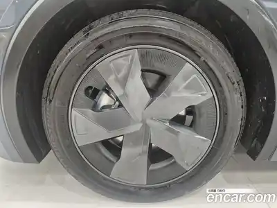 Toyota Prius 2024 2.0 вариатор в Москве № 1282073, миниатюра 5