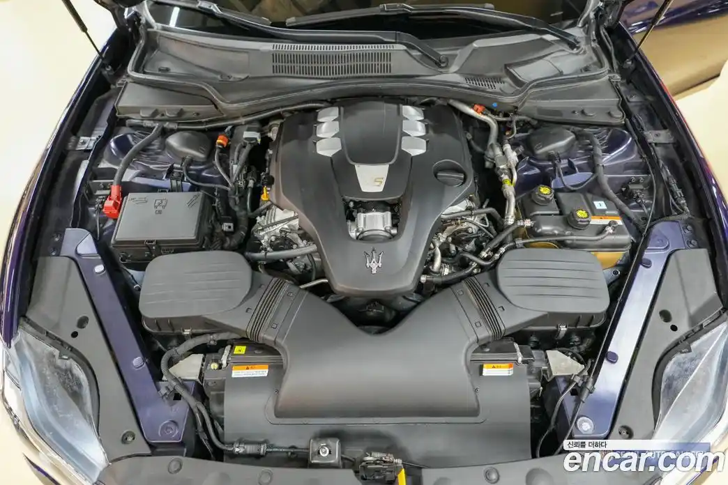 Maserati Quattroporte 2020 3.0 гидро в Москве № 1283366, фото 6