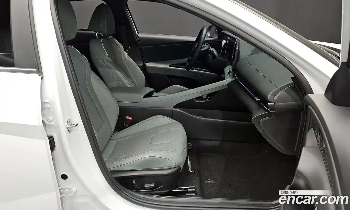 Hyundai Avante 2023 1.6 гидро в Москве № 1288404, фото 10