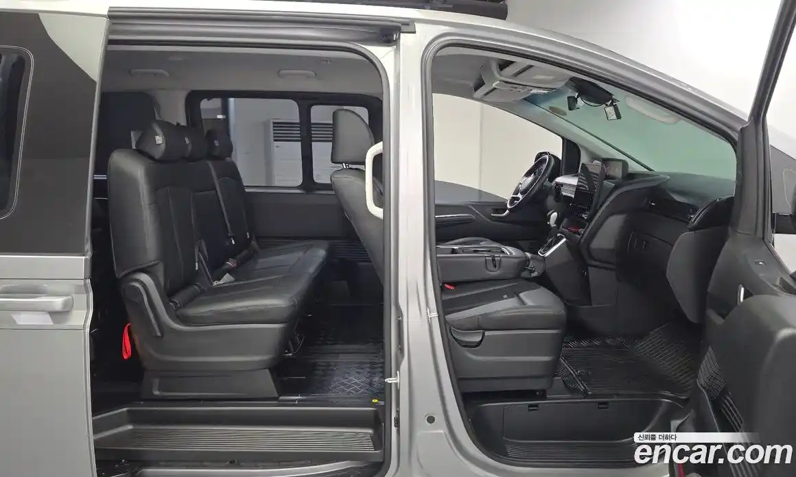 Hyundai Staria 2024 2.2 гидро в Москве № 1288510, фото 11