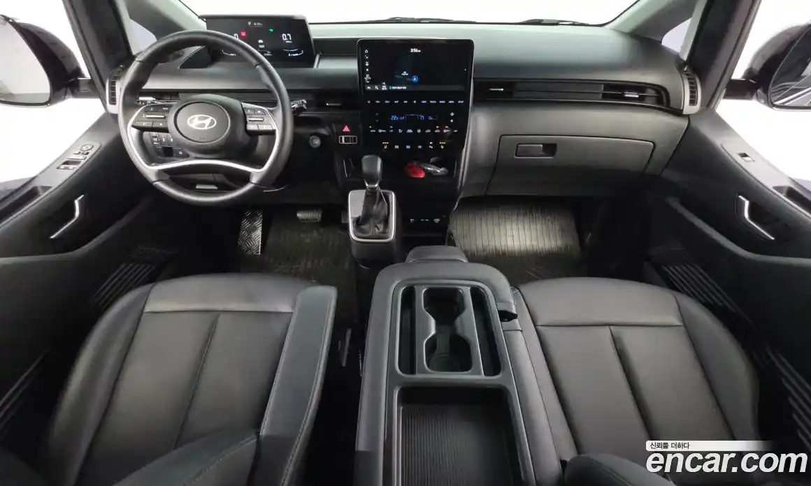 Hyundai Staria 2024 2.2 гидро в Москве № 1288510, фото 7