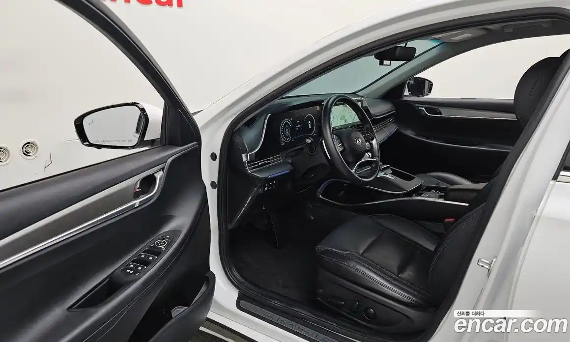 Hyundai Grandeur 2021 2.5 Автомат в Москве № 1288647, фото 9