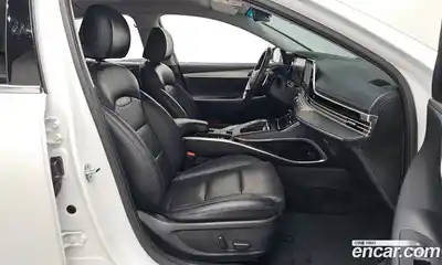 Hyundai Grandeur 2021 2.5 Автомат в Москве № 1288647, миниатюра 10