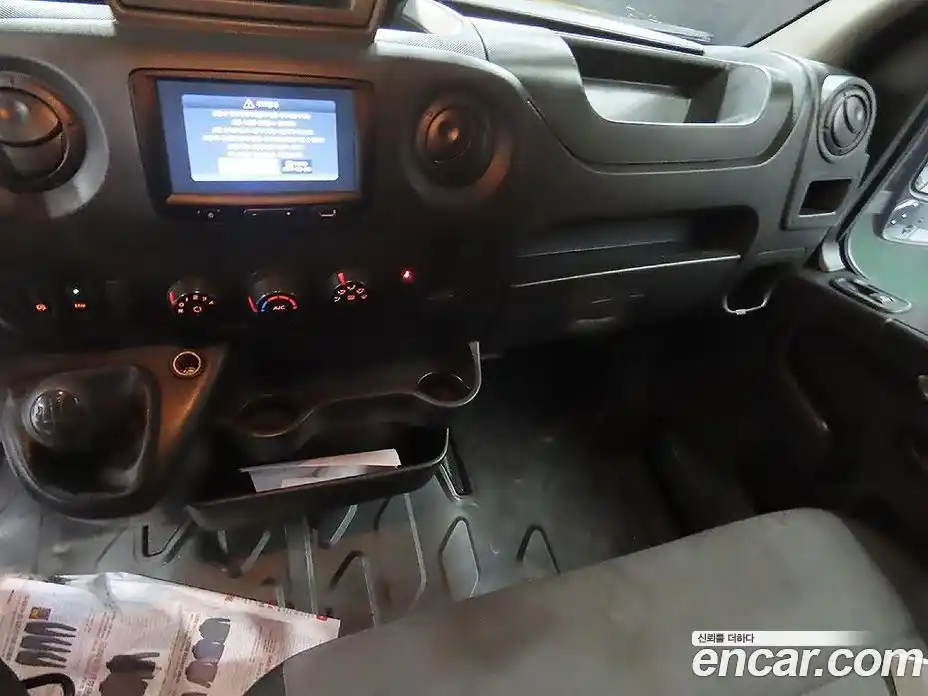 Renault Master 2019 2.3 механика в Москве № 1288827, фото 15