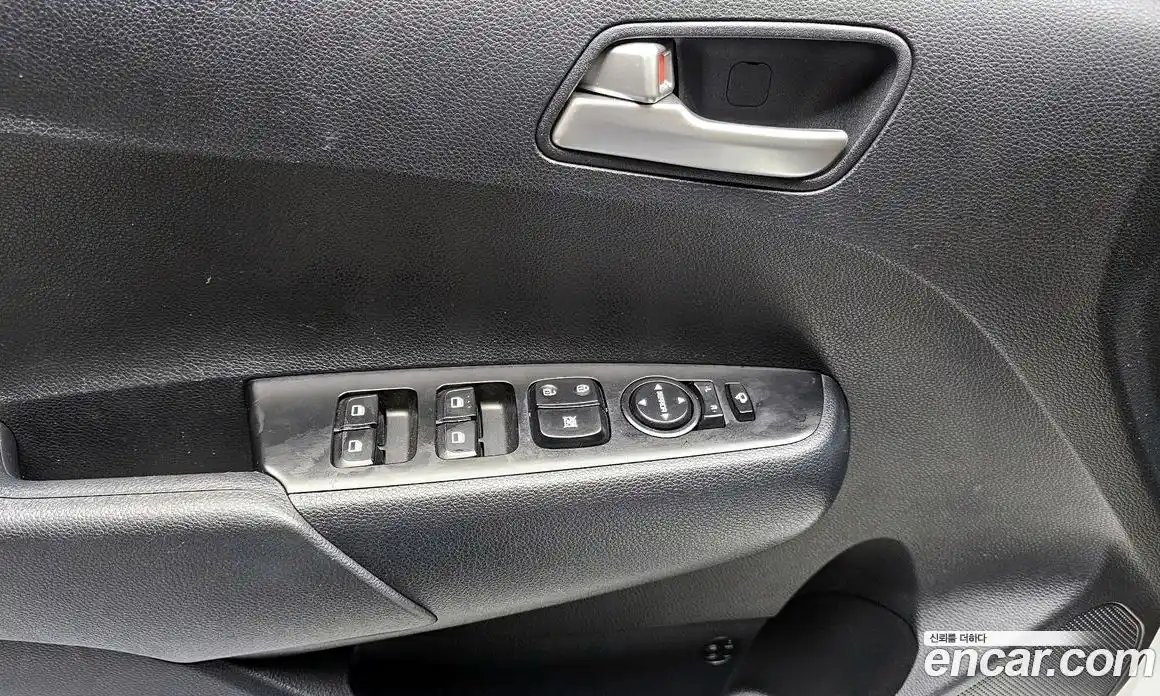 Kia Morning 2023 1.0 Автомат в Москве № 1288916, фото 14