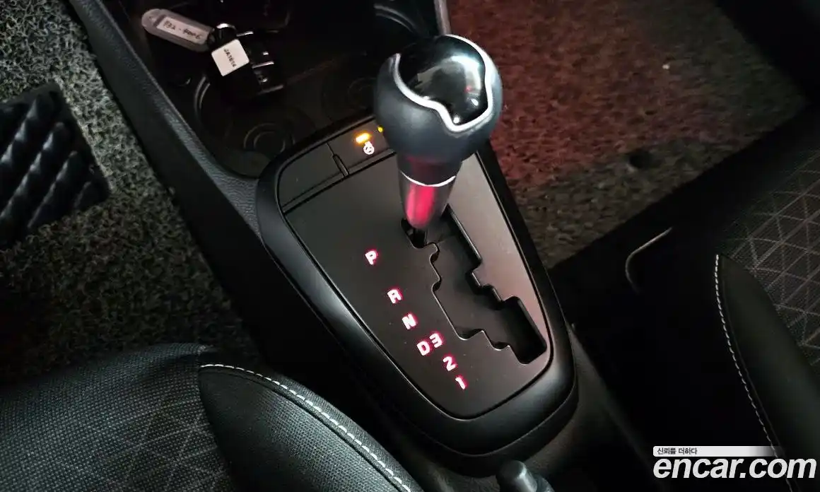 Kia Morning 2023 1.0 Автомат в Москве № 1288916, фото 9