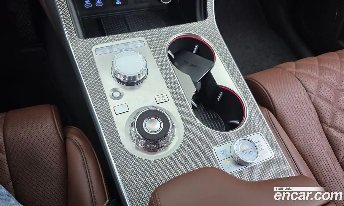 Genesis GV80 2025 3.5 Автомат в Москве № 1289086, фото 9