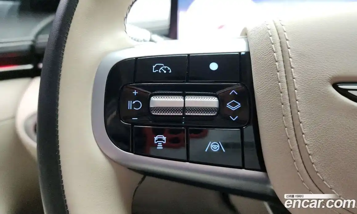 Genesis GV70 2025 2.5 Автомат в Москве № 1289100, фото 18