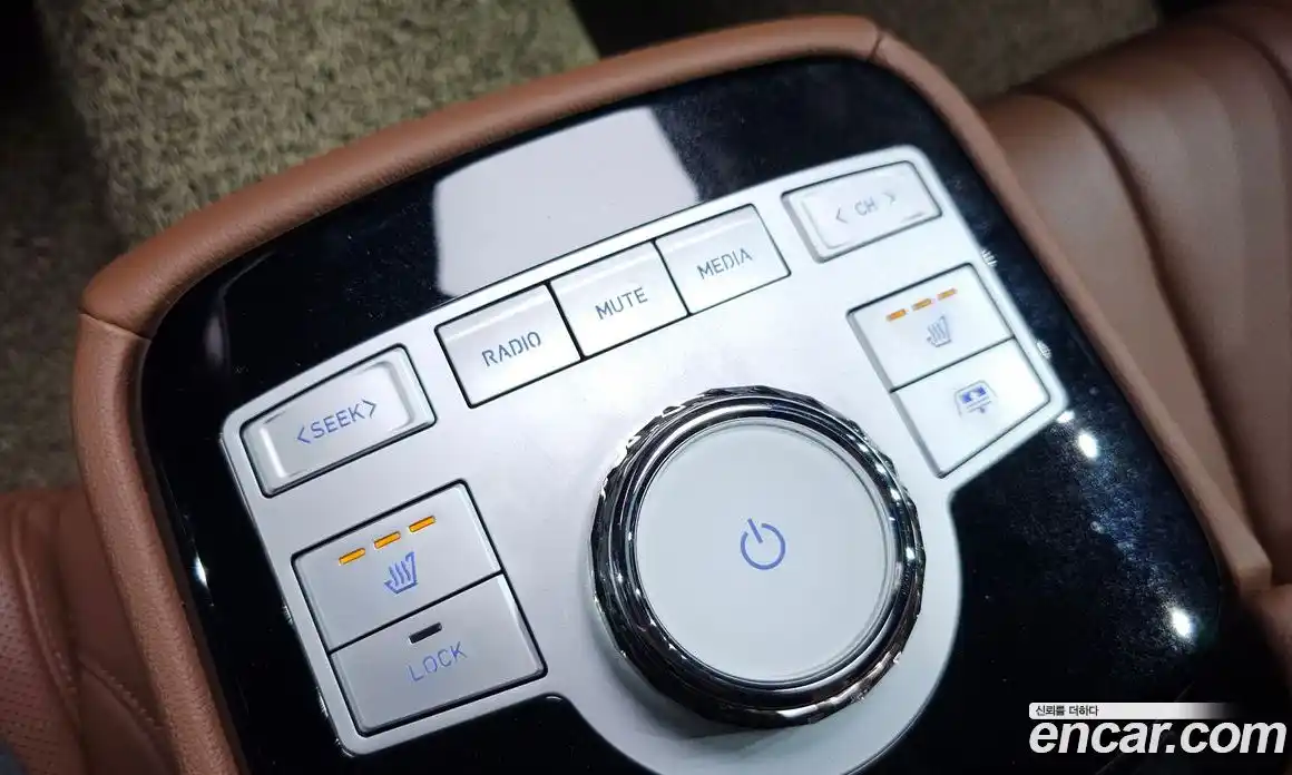 Genesis G80 2022 2.5 Автомат в Москве № 1289108, фото 18