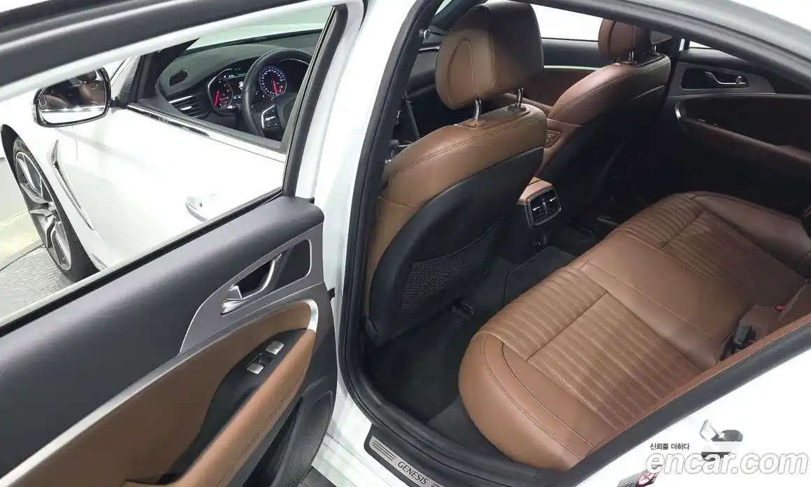 Genesis G70 2020 2.0 Автомат в Москве № 1289119, фото 11