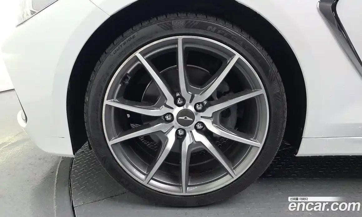 Genesis G70 2020 2.0 Автомат в Москве № 1289119, фото 5