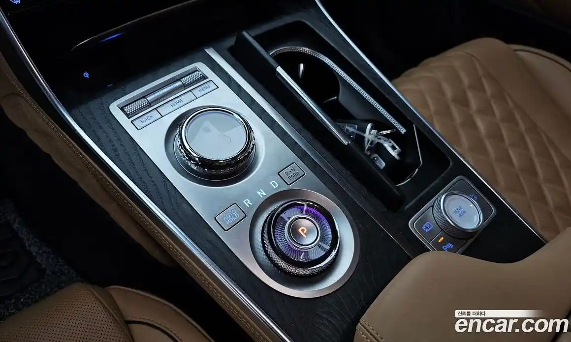 Genesis GV80 2023 2.5 Автомат в Москве № 1289129, фото 9