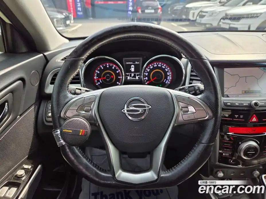 SsangYong TIBOLI 2015 1.6 Автомат в Москве № 1289421, фото 8