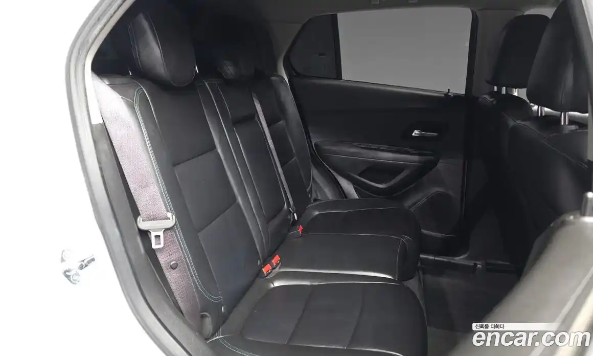 Chevrolet Trax 2015 1.6 Автомат в Москве № 1289988, фото 12